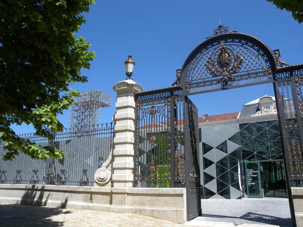 Ibis Styles St Etienne - Gare Chateaucreux Σαιντ-Ετιέν Εξωτερικό φωτογραφία