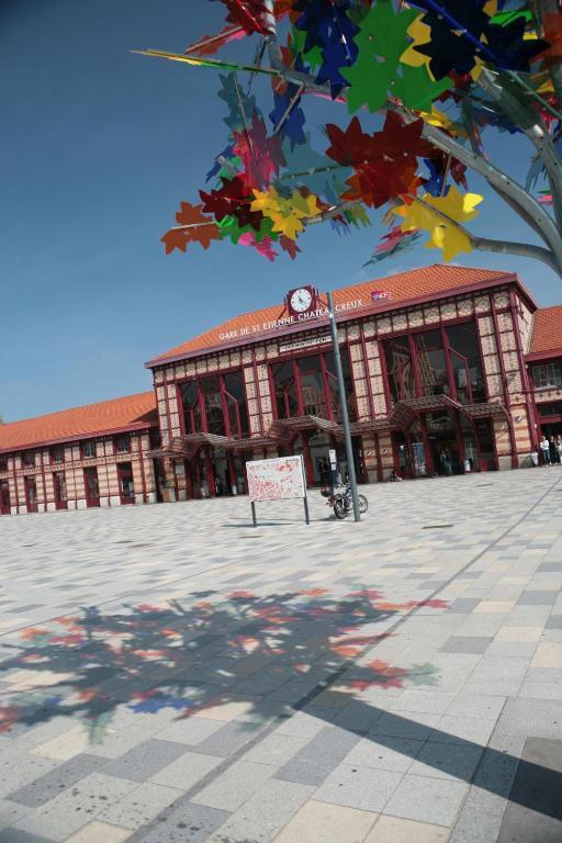 Ibis Styles St Etienne - Gare Chateaucreux Σαιντ-Ετιέν Εξωτερικό φωτογραφία